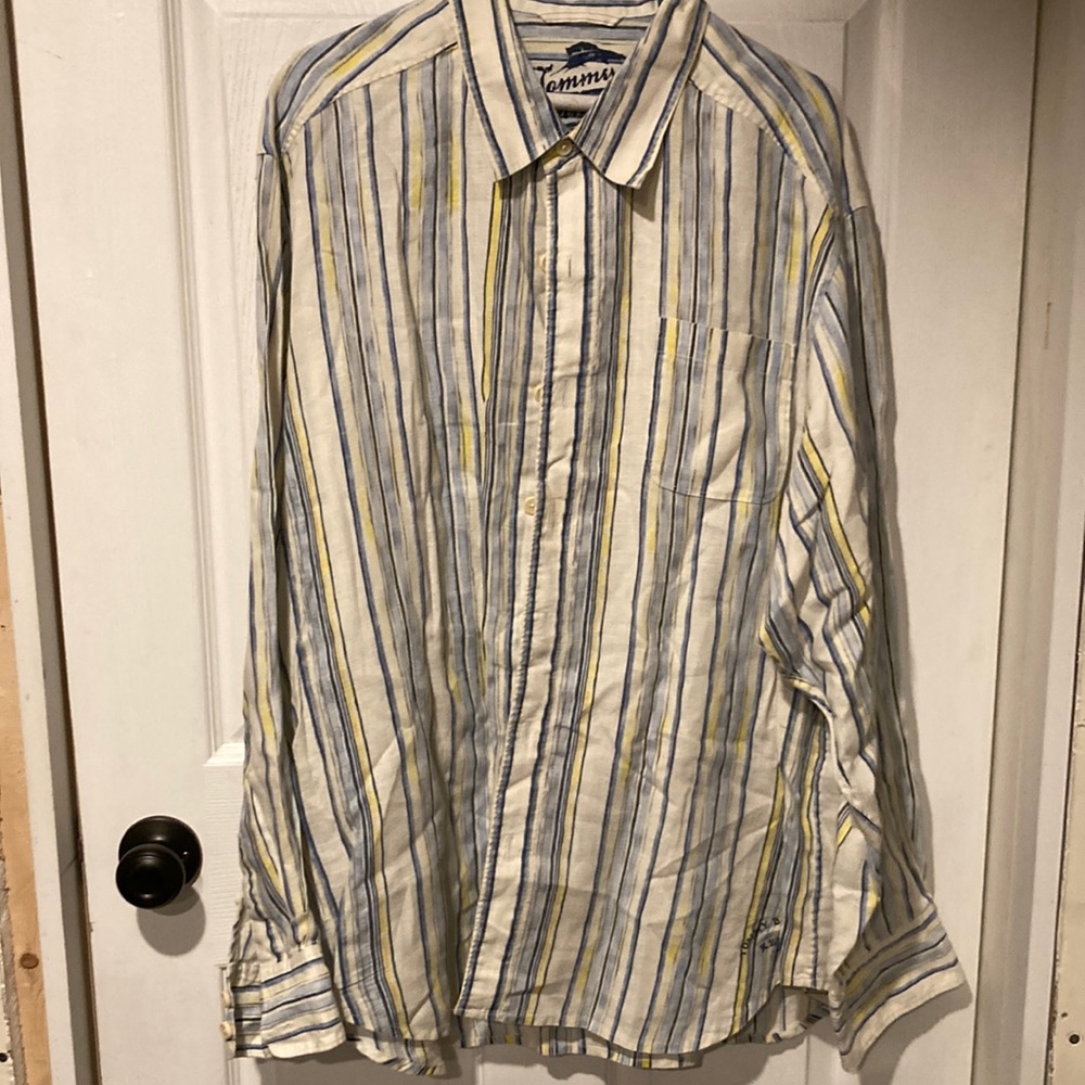 Tommy Bahama linen long sleeve top. Beautiful condition